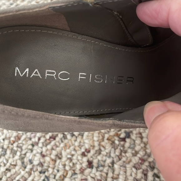 Marc Fisher 4” Heeled Gray Suede Booties. Size 8 - Picture 2 of 6
